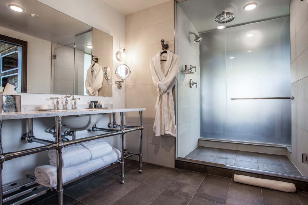 Top Hospitality Trends 2023 Vanities & Stonework